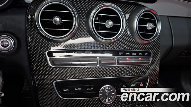 Mercedes-Benz C-Class 2020 — photo 29