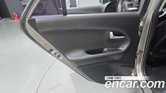 Kia morning 2012 — photo 15