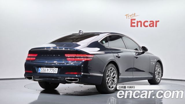 Genesis G80 2022 — photo 2