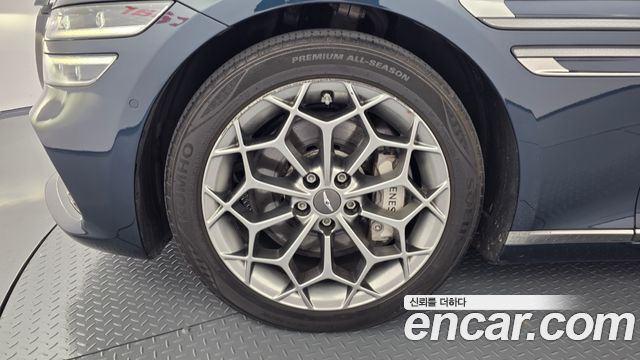 Genesis G80 2022 — photo 5