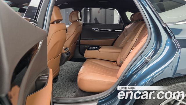 Genesis G80 2022 — photo 18
