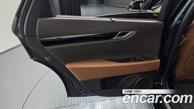 Genesis G80 2022 — photo 15