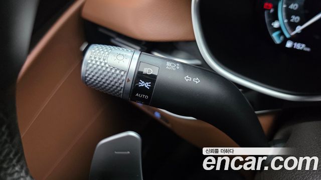 Genesis G80 2022 — photo 28