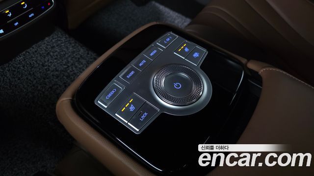 Genesis G80 2022 — photo 29