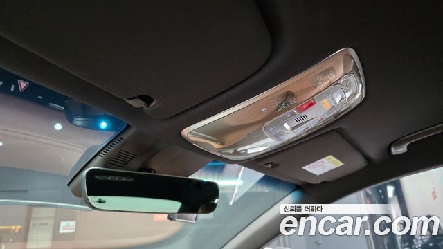 Genesis G80 2022 — photo 32