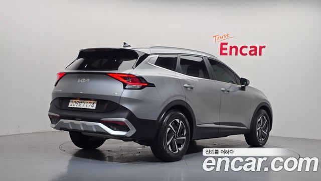 Kia Sportage 2023 — photo 2