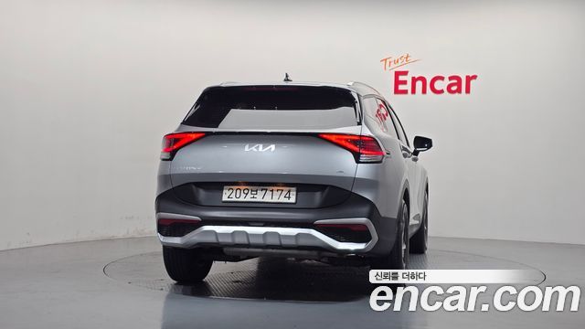 Kia Sportage 2023 — photo 4