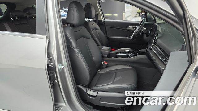 Kia Sportage 2023 — photo 16