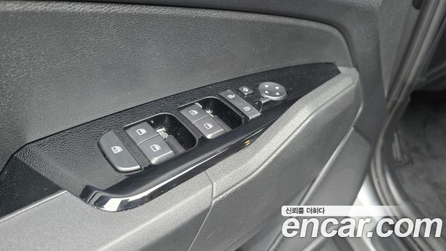 Kia Sportage 2023 — photo 28