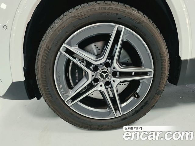 Mercedes-Benz GLA-Class 2026 — photo 5