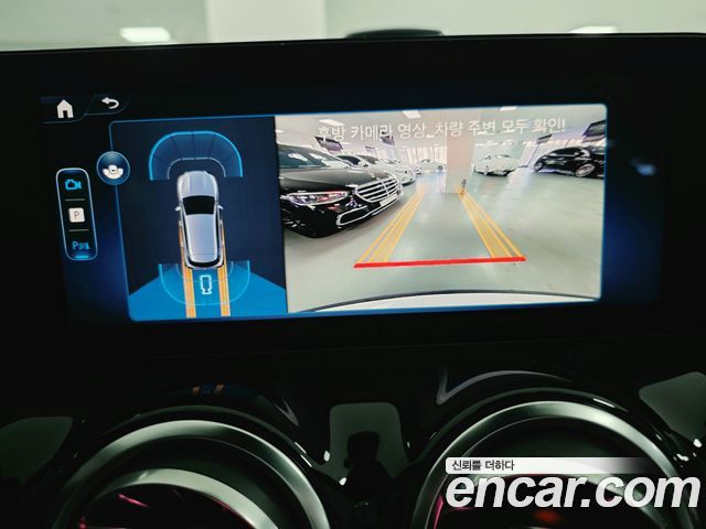 Mercedes-Benz GLA-Class 2026 — photo 16