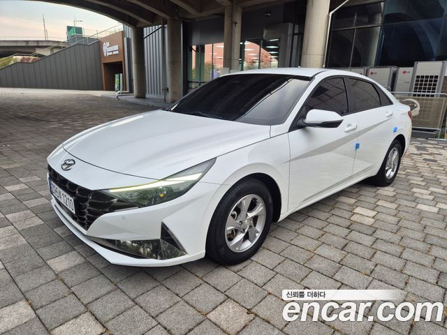 Hyundai AVANTE 2021 — photo 17