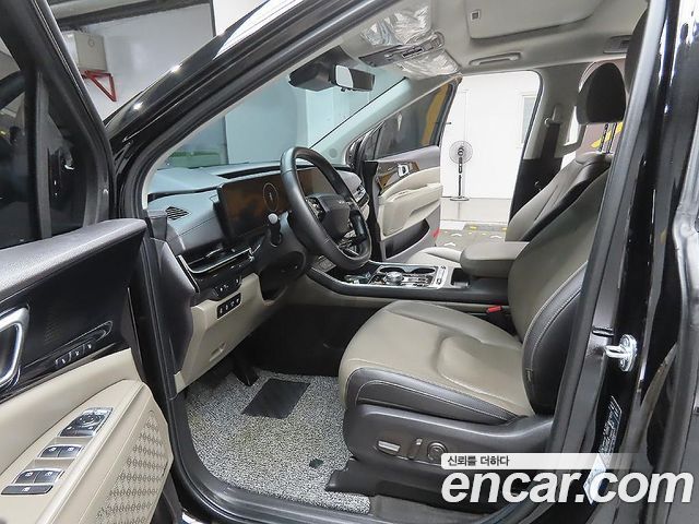 Kia Canival 2025 — photo 10