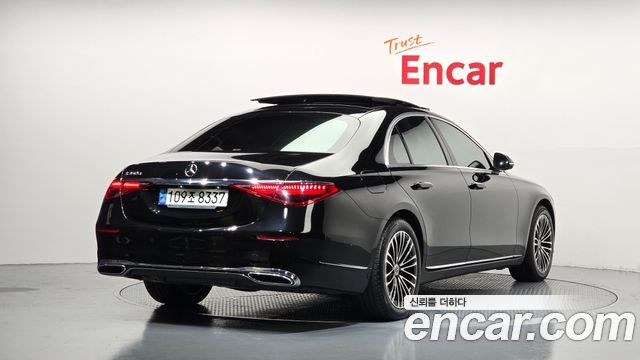 Mercedes-Benz S-Class 2022 — photo 2