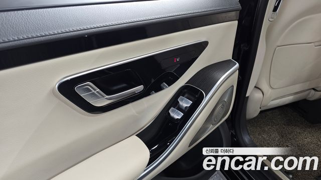 Mercedes-Benz S-Class 2022 — photo 20