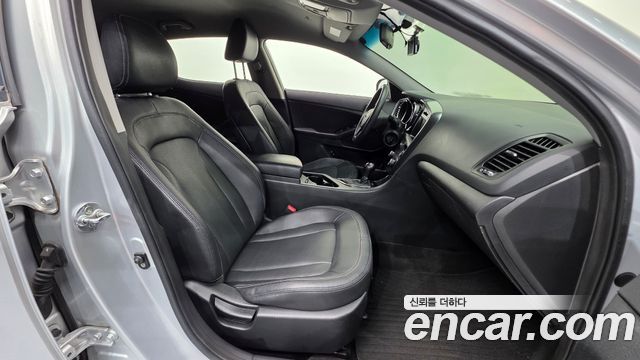 Kia K5 2013 — photo 10