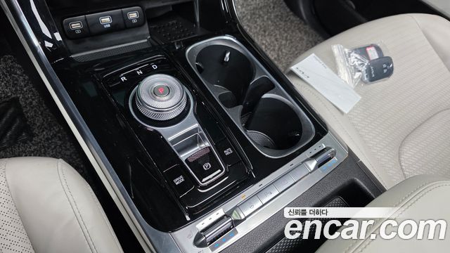 Kia Canival 2022 — photo 12