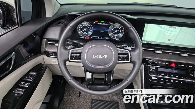 Kia Canival 2022 — photo 18