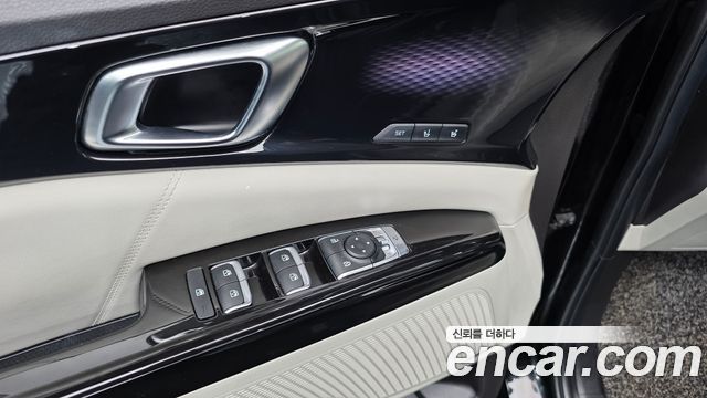 Kia Canival 2022 — photo 25