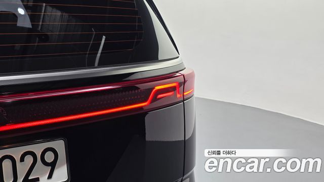 Kia Canival 2022 — photo 9