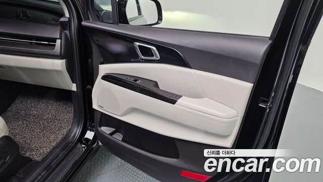Kia Canival 2022 — photo 14
