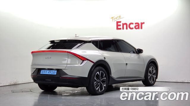 Kia EV6 2022 — photo 2