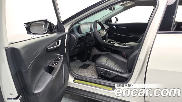 Kia EV6 2022 — photo 13