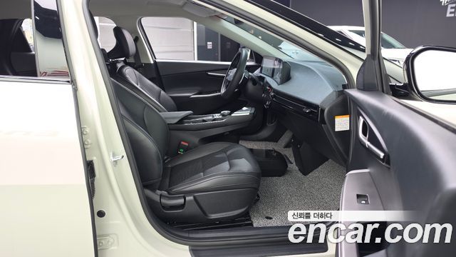 Kia EV6 2022 — photo 17