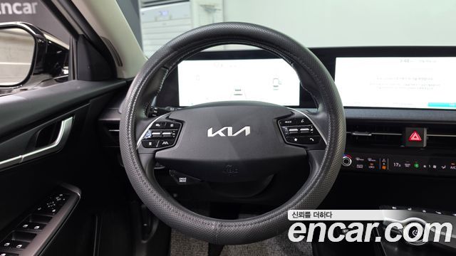 Kia EV6 2022 — photo 19