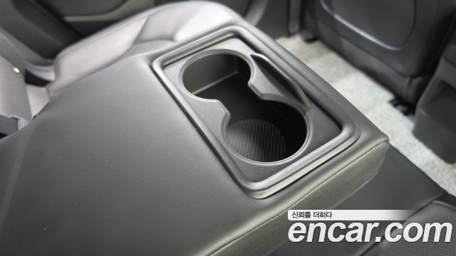 Kia EV6 2022 — photo 25