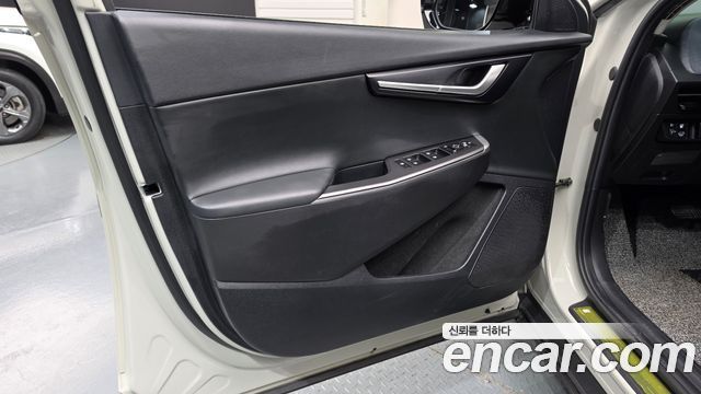 Kia EV6 2022 — photo 14