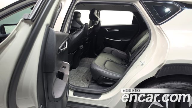 Kia EV6 2022 — photo 16