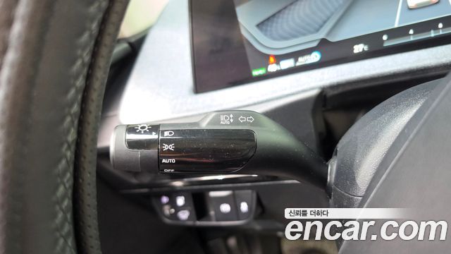 Kia EV6 2022 — photo 28