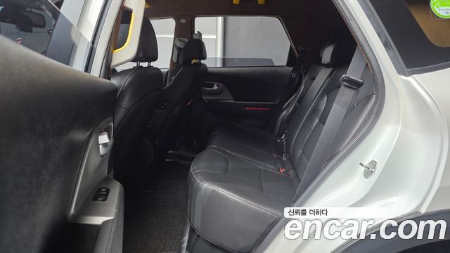 Kia Niro 2024 — photo 12