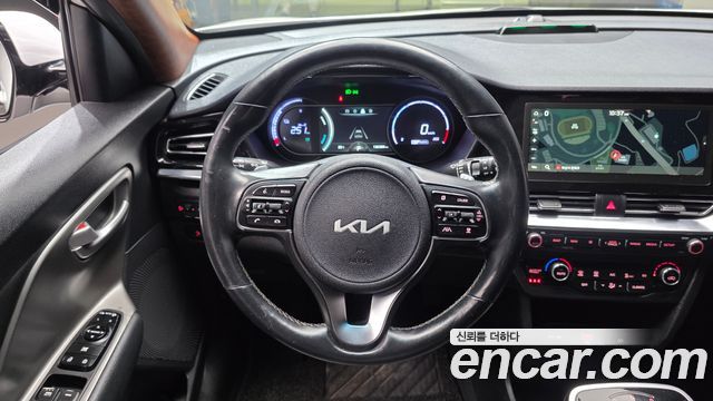 Kia Niro 2024 — photo 13