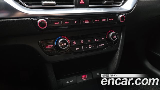 Kia Niro 2024 — photo 16