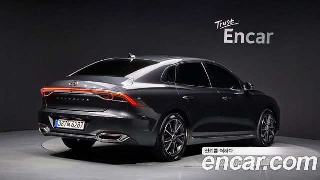 Hyundai Grandeur 2023 — photo 2