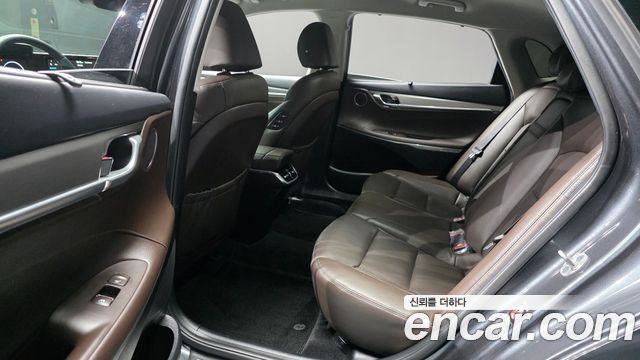 Hyundai Grandeur 2023 — photo 18