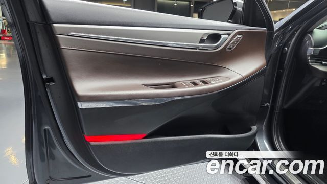Hyundai Grandeur 2023 — photo 14