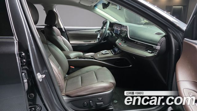 Hyundai Grandeur 2023 — photo 16