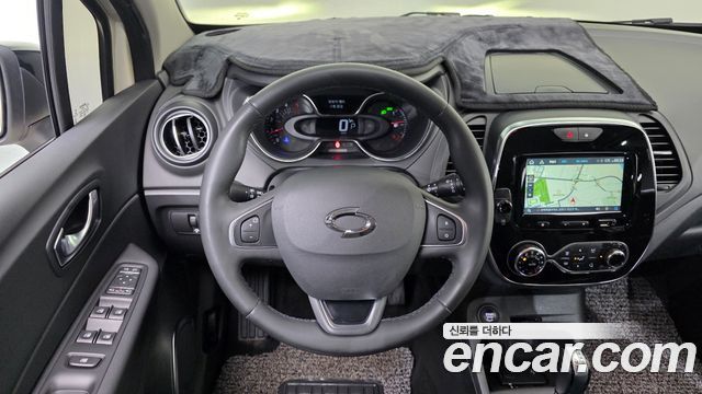 Renault Korea QM3 2018 — photo 15