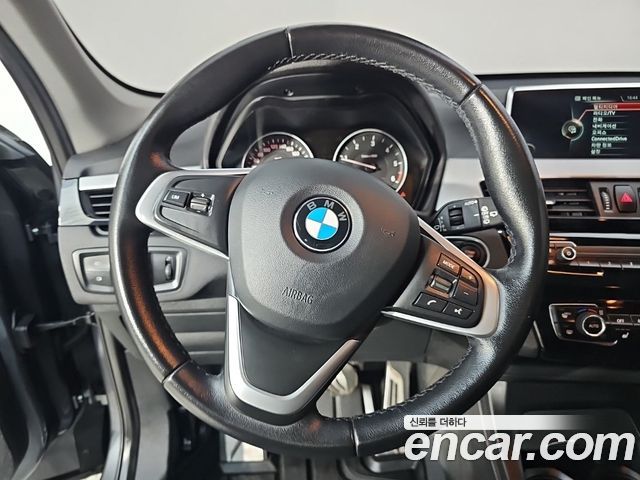 BMW X1 2016 — photo 9