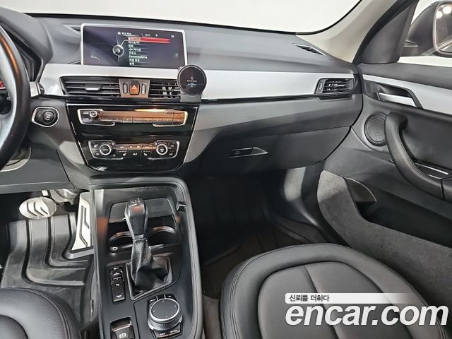 BMW X1 2016 — photo 10