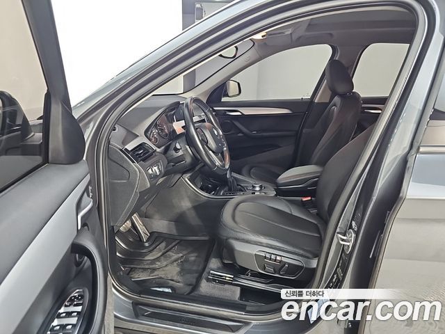 BMW X1 2016 — photo 11