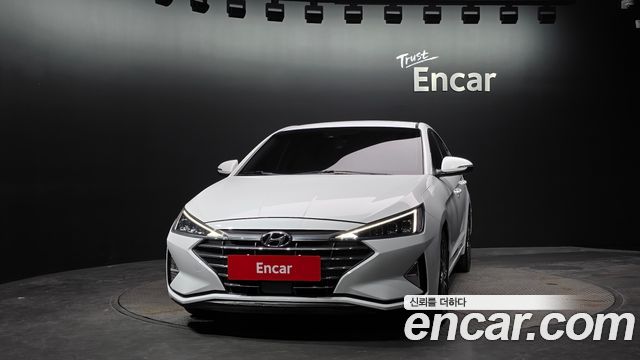 Hyundai AVANTE 2020 — photo 3