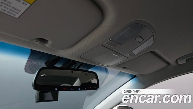 Hyundai AVANTE 2020 — photo 17