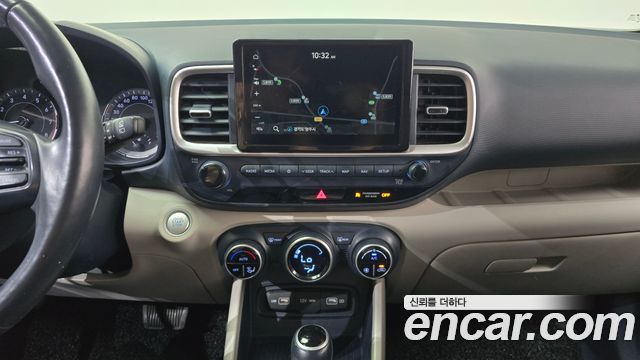 Hyundai Venue 2022 — photo 19
