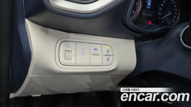 Hyundai Venue 2022 — photo 22