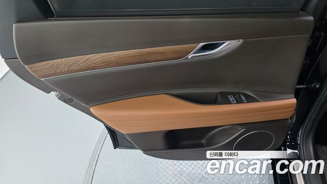 Genesis G80 2022 — photo 15