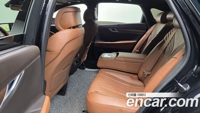Genesis G80 2022 — photo 16